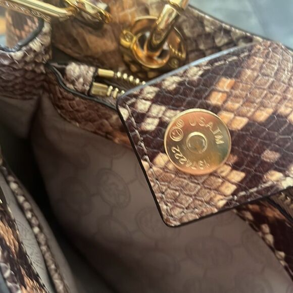 Michael Kors Brown Python Embossed Leather Small Cynthia Satchel Blossom - Picture 7 of 8